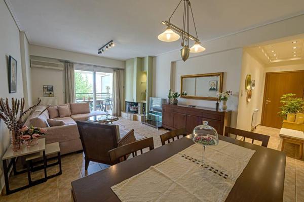 A la foto es mostra l'objecte Karamba boutique living - ECO Riverside Appartment situat a la ciutat de Volos.