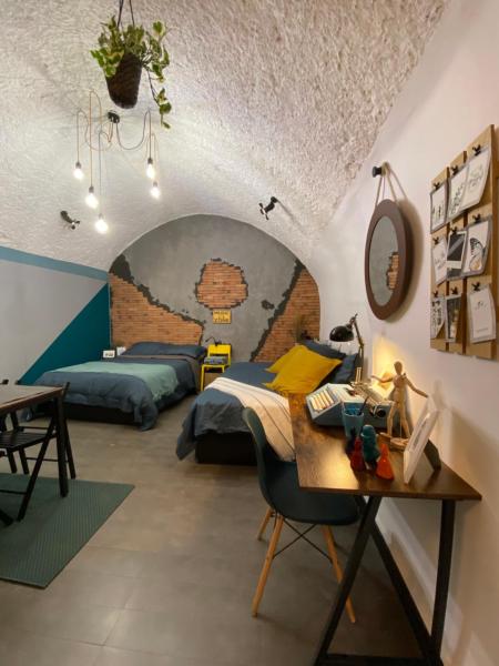 Na foto é possível ver o objeto Casa Velata a Spaccanapoli localizado na cidade de Naples.