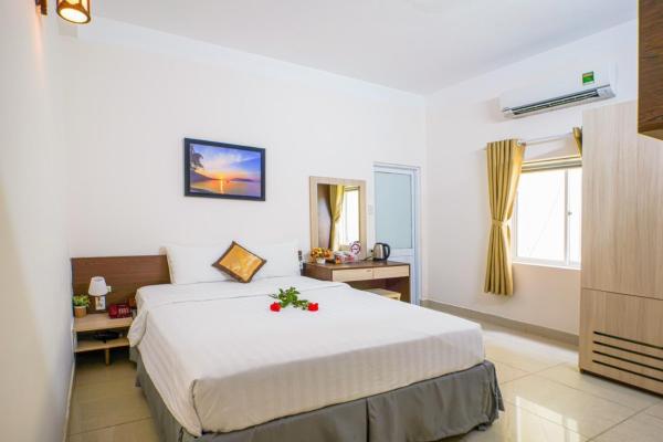 På billedet ses objektet Ruby Hotel Côn Đảo beliggende i byen Bà Rịa.