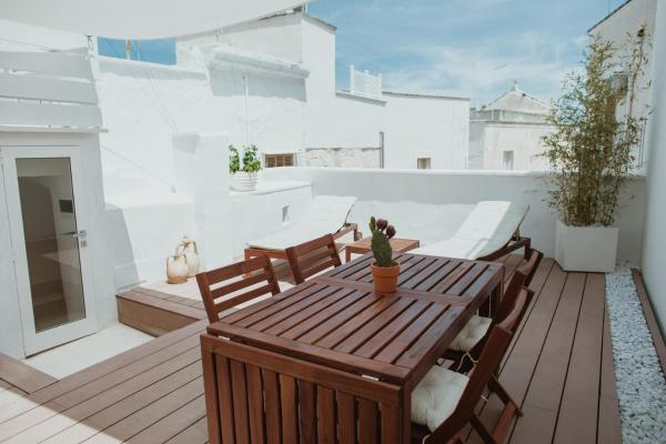 På billedet ses objektet Pausa Mare Suite beliggende i byen Monopoli.