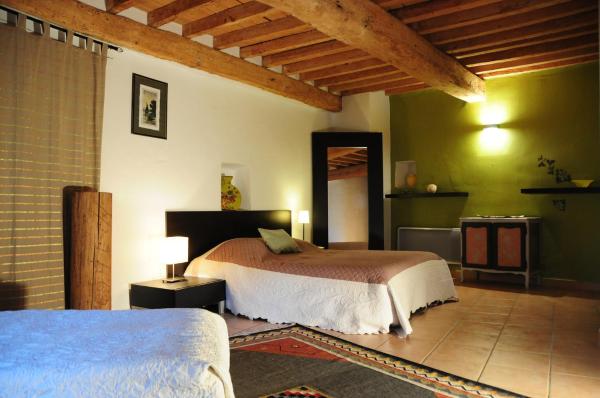 A la foto es mostra l'objecte Orangerie de Cardet - Maison d'hôtes - B&B situat a la ciutat de Massannes.