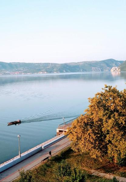 A la foto es mostra l'objecte Apartman Bella Vista situat a la ciutat de Golubac.