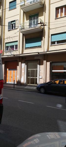 Kuvassa näkyy kohde JR-ESCANIO, joka sijaitsee kaupungissa Ancona.