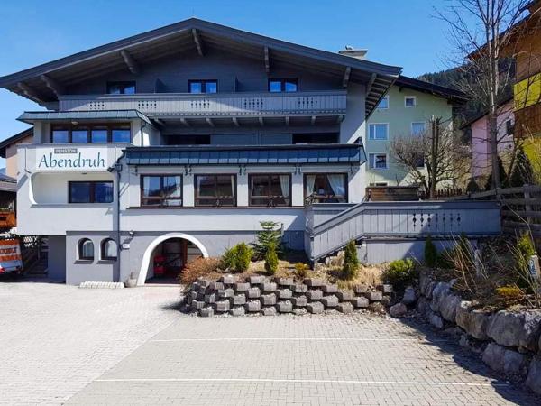 A la foto es mostra l'objecte Pension Abendruh situat a la ciutat de Kaprun.