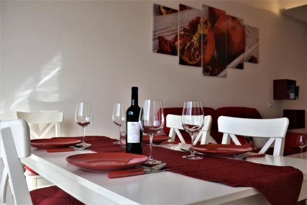 A la foto es mostra l'objecte Melograno Home situat a la ciutat de Nàpols.