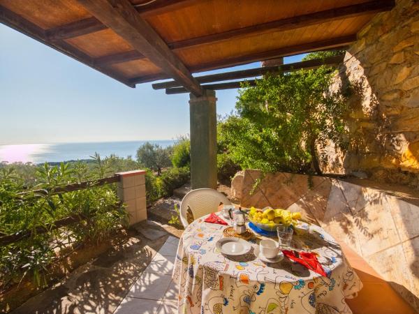 A la foto es mostra l'objecte Holiday Home Piccola Oasi 9 by Interhome situat a la ciutat de Capoliveri.
