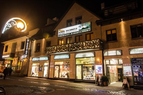 La photo montre l'objet Top Hostel Pokoje Gościnne situé dans la ville de Zakopane.