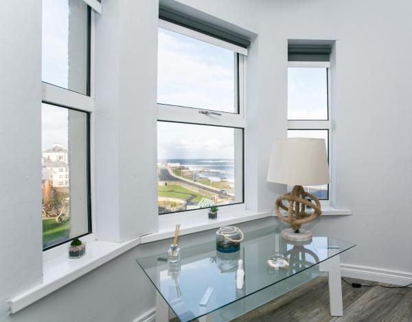 Apt3, No 2 Antrim Gardens, Portrush with Seaview photo 1