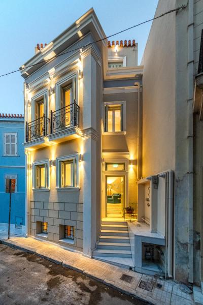 Foto 2: IPELHOME - Plaka Boutique Apartments