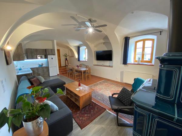Na fotografii je vidět objekt Apartment Mařenka Frymburk nacházející se ve městě Frydava.