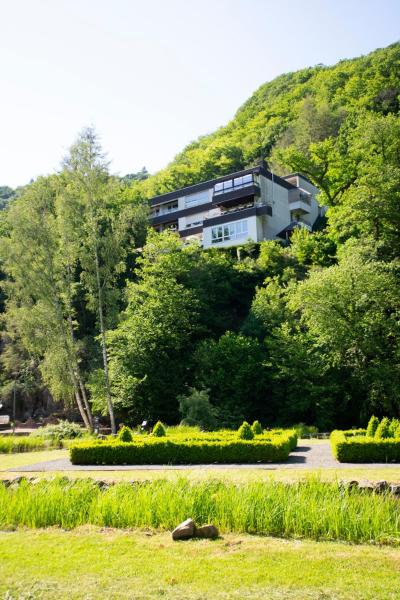 A la foto es mostra l'objecte Ferienwohnung Villa Abrioux am Park situat a la ciutat de Bad Bertrich.