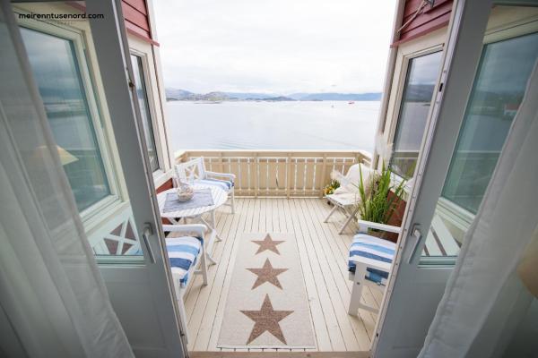 A la foto es mostra l'objecte Kalvåg Holidayapartment situat a la ciutat de Grotle.