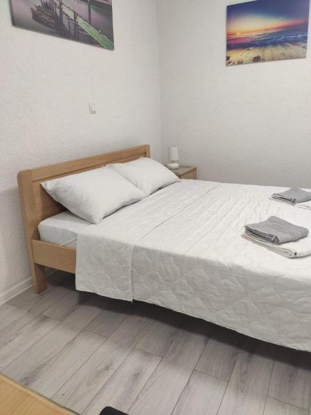 A la foto es mostra l'objecte Villa Ivanovi situat a la ciutat de Ohrid.