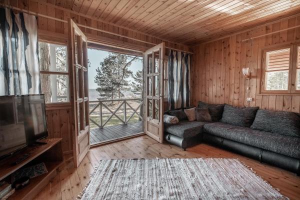 A la foto es mostra l'objecte Ranniku Holiday House situat a la ciutat de Nõva.