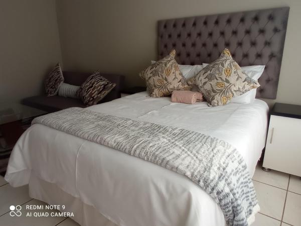 Auf dem Foto ist das Objekt Atholl Heights Home - BnB 1 in der Stadt Westville zu sehen.