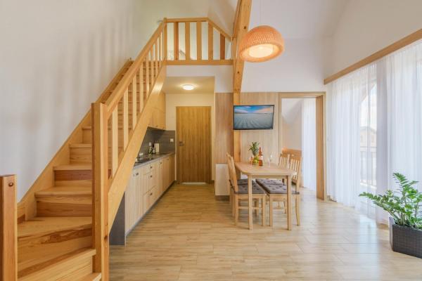 På bildet vises objektet APARTAMENTY PIAMOLA Willa Zacisze Kąty Rybackie som ligger i byen Łaszka.