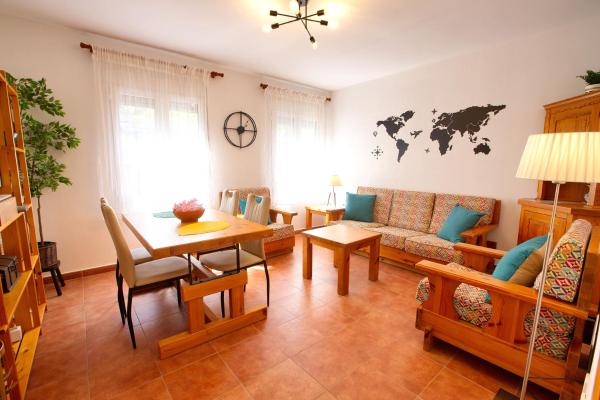 A la foto es mostra l'objecte Cuencaloft La casa del tío Serafín situat a la ciutat de Cuenca.