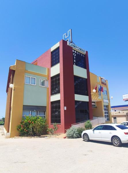 A la foto es mostra l'objecte Hotel Restaurante Campomar situat a la ciutat de La Unión.