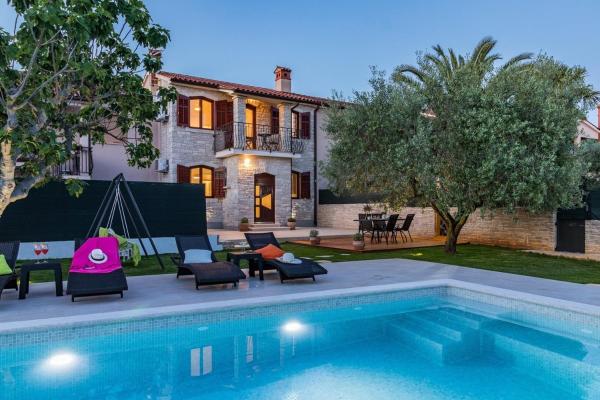 Cozy Home In Galizana - Pula