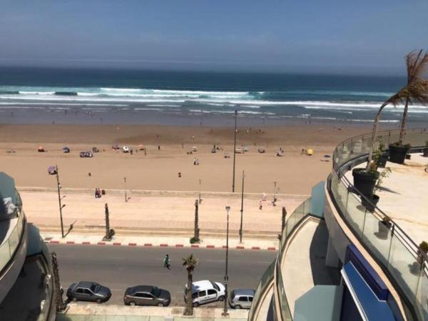 A la foto es mostra l'objecte Nice beach situat a la ciutat de Kenitra.