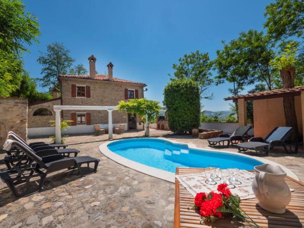 På billedet ses objektet Holiday Home Casale Antica Pietra by Interhome beliggende i byen Montefiore Conca.
