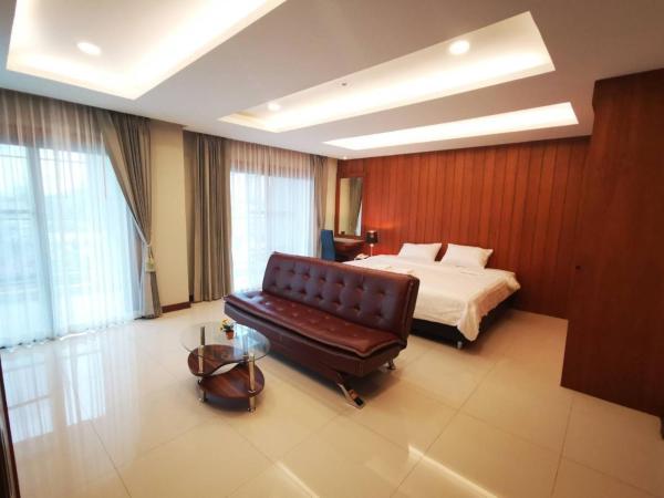 Private 111 Square Meters 2 Bedrooms City Chiangmai - Chiang Mai
