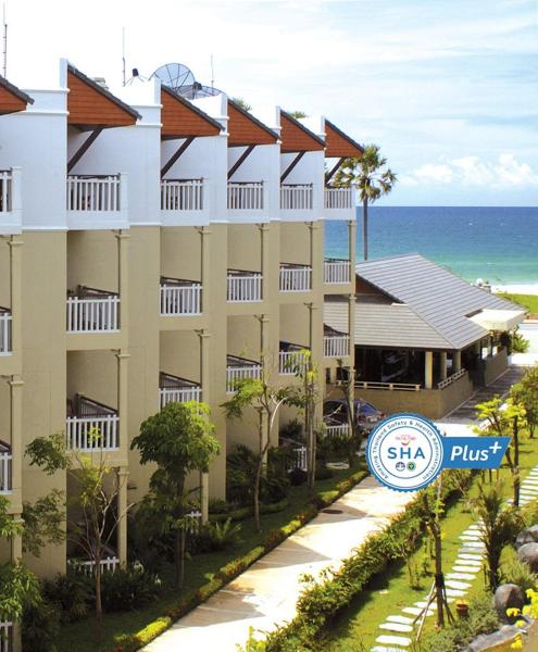 A la foto es mostra l'objecte Karon Princess Hotel SHA EXTRA Plus situat a la ciutat de Karon.