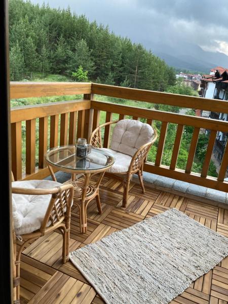 Mirabell Apartment Bansko - Mountain View & Fireplace