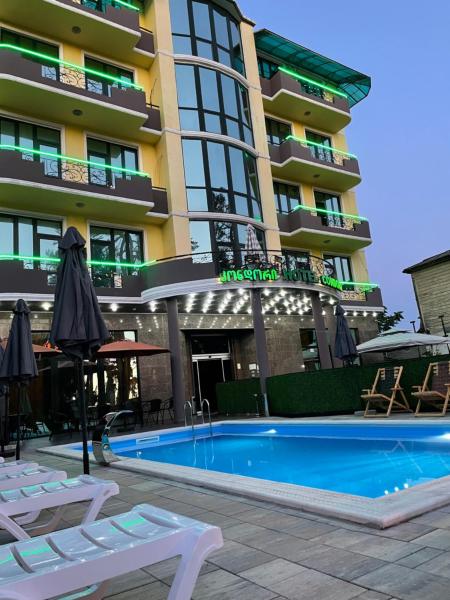 The photo shows the Hotel Condori located in the city of Kobuleti.