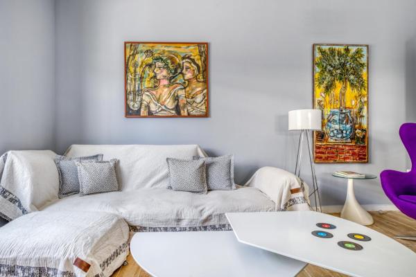 Kuva 5: Spacious flat with courtyard in Peristeri!