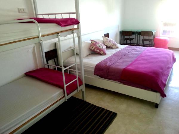 PLOY Hostelの写真2