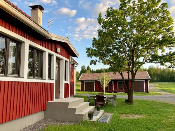 Auf dem Foto ist das Objekt Villa Taikinajoki, LaatuLomat in der Stadt Hirvensalmi zu sehen.