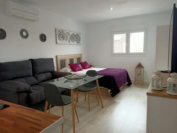 На фото показан объект Apartamentos NayDa studio 1, расположенный в городе Мерида.