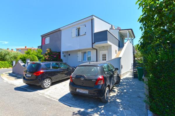 Apartments Ilija 1363 - Fažana