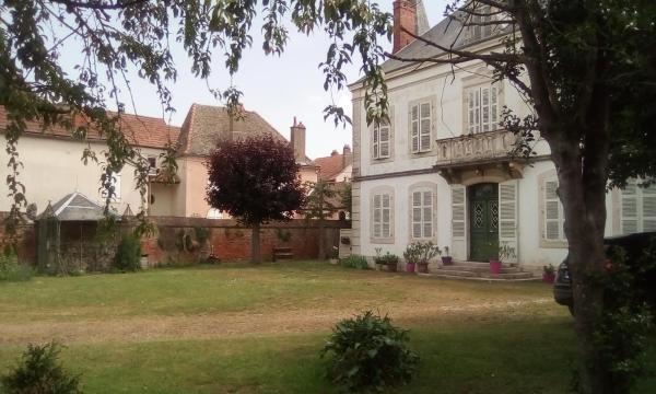 Nella foto è visibile l'oggetto Manoir de la Saône situato nella città di Chamblanc.