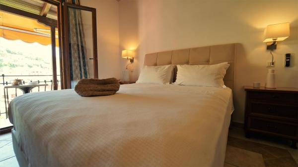 A la foto es mostra l'objecte Hotel Tourist situat a la ciutat de Parga.