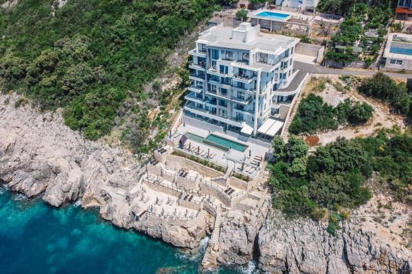 Nella foto è visibile l'oggetto Dollaku Seafront Apartments situato nella città di Bar.