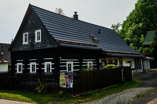 Na fotografii je vidět objekt Chata 