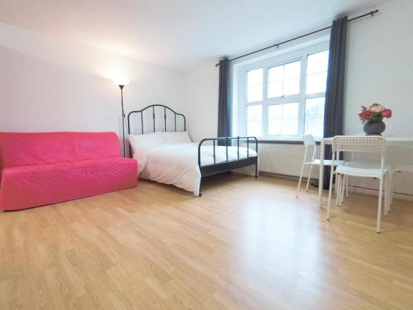 Luna 218 flat 3 at Marble Arch, London