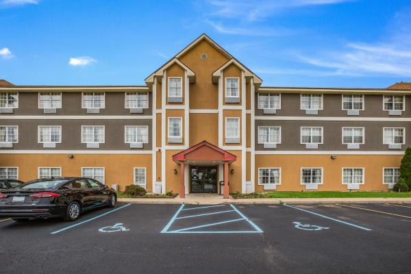 A la foto es mostra l'objecte Americas Best Value Inn Three Rivers situat a la ciutat de Three Rivers.