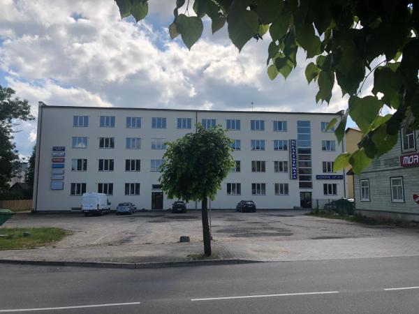 Na fotografii je vidět objekt Hermes Külalistemaja nacházející se ve městě Võru.