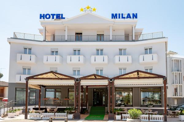 写真にはDeserto市にあるHotel Milanが写っています。