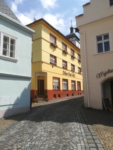 Nella foto è visibile l'oggetto Apartmán Pod věží I situato nella città di Huníkov.