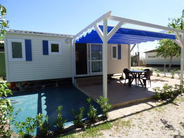 På billedet ses objektet Camping Barraquetes beliggende i byen Sueca.