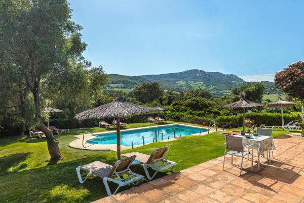 A la foto es mostra l'objecte Hotel-Apart CORTIJO LAS PIÑAS situat a la ciutat de Tarifa.