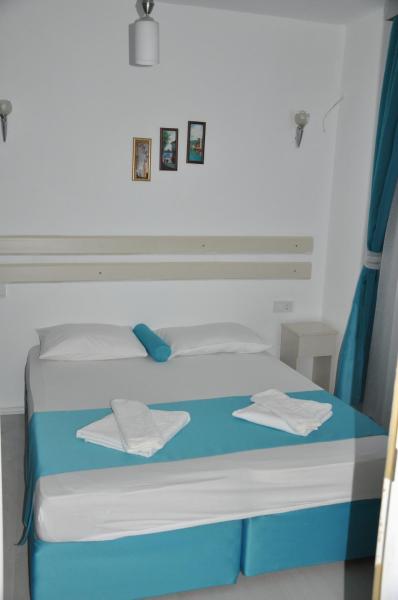 A la foto es mostra l'objecte Hotel Nisa situat a la ciutat de Kas.
