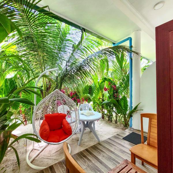 Sunrise Inn, Thoddoo