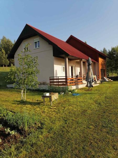 A la foto es mostra l'objecte Apartman Bojovic situat a la ciutat de Žabljak.