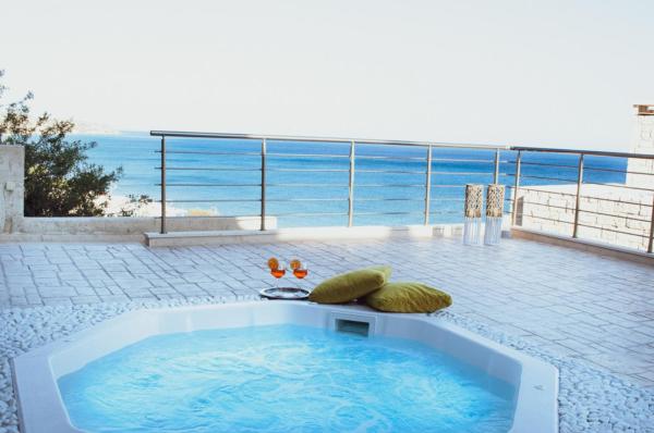 Private Luxury Villa With Whirlpool - Walk To Beach - Creta