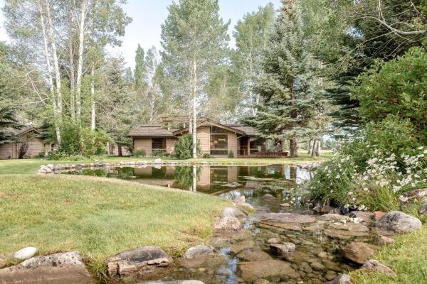 The Director's Cabin - Wyoming